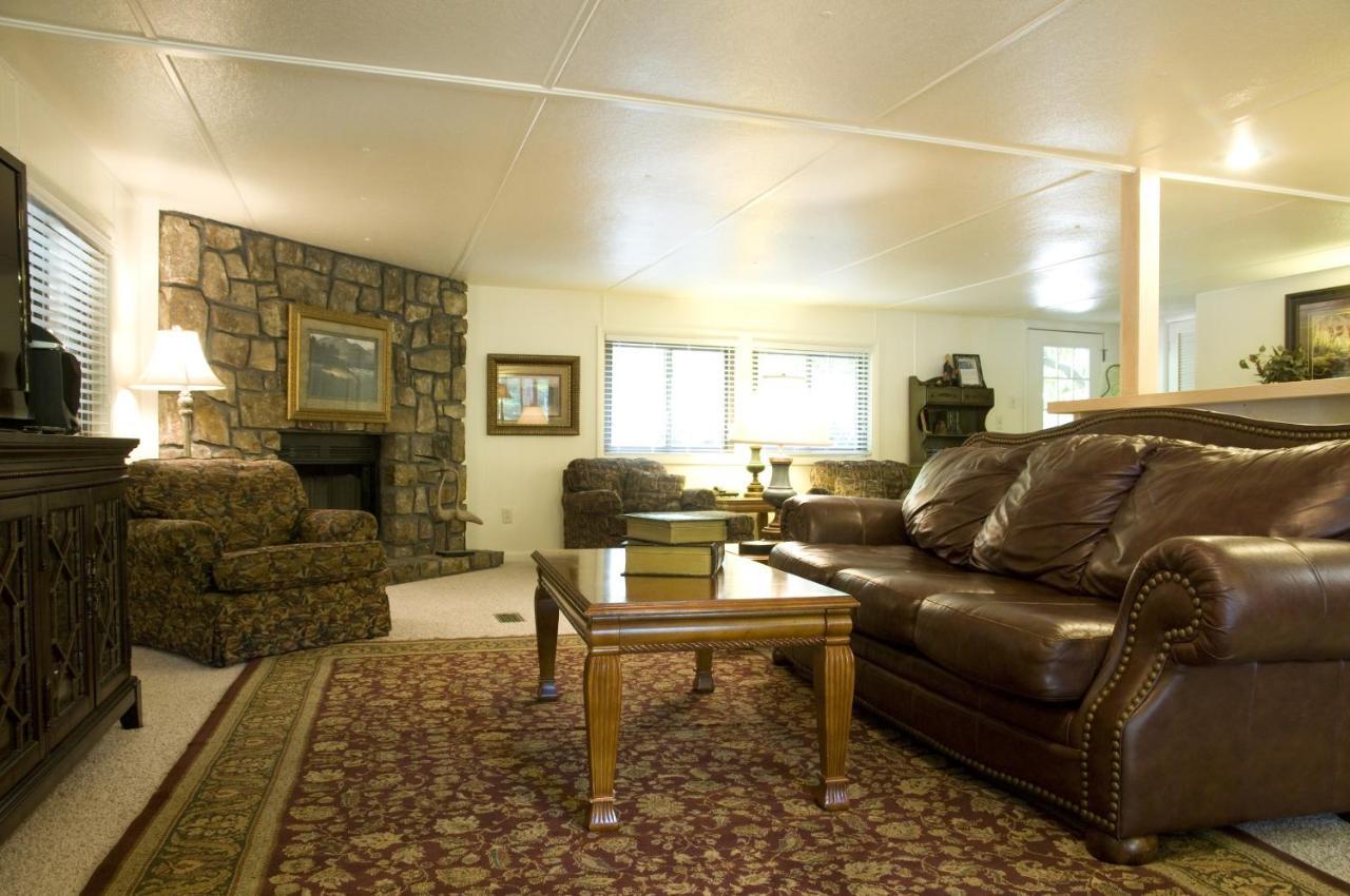 Harbor House, A Secluded Three Bedroom, Two Bath Home On The Lake Home Mount Ida Exterior foto